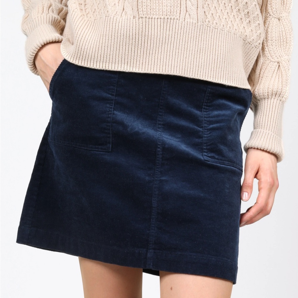 Gap faux suede/velvet skirt size 4